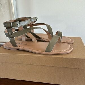 Lucky Brand Byleth Strappy Sandal Soft Green 8 NEW!